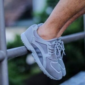 NWT! $160 Adidas Racer Lite Sneakers